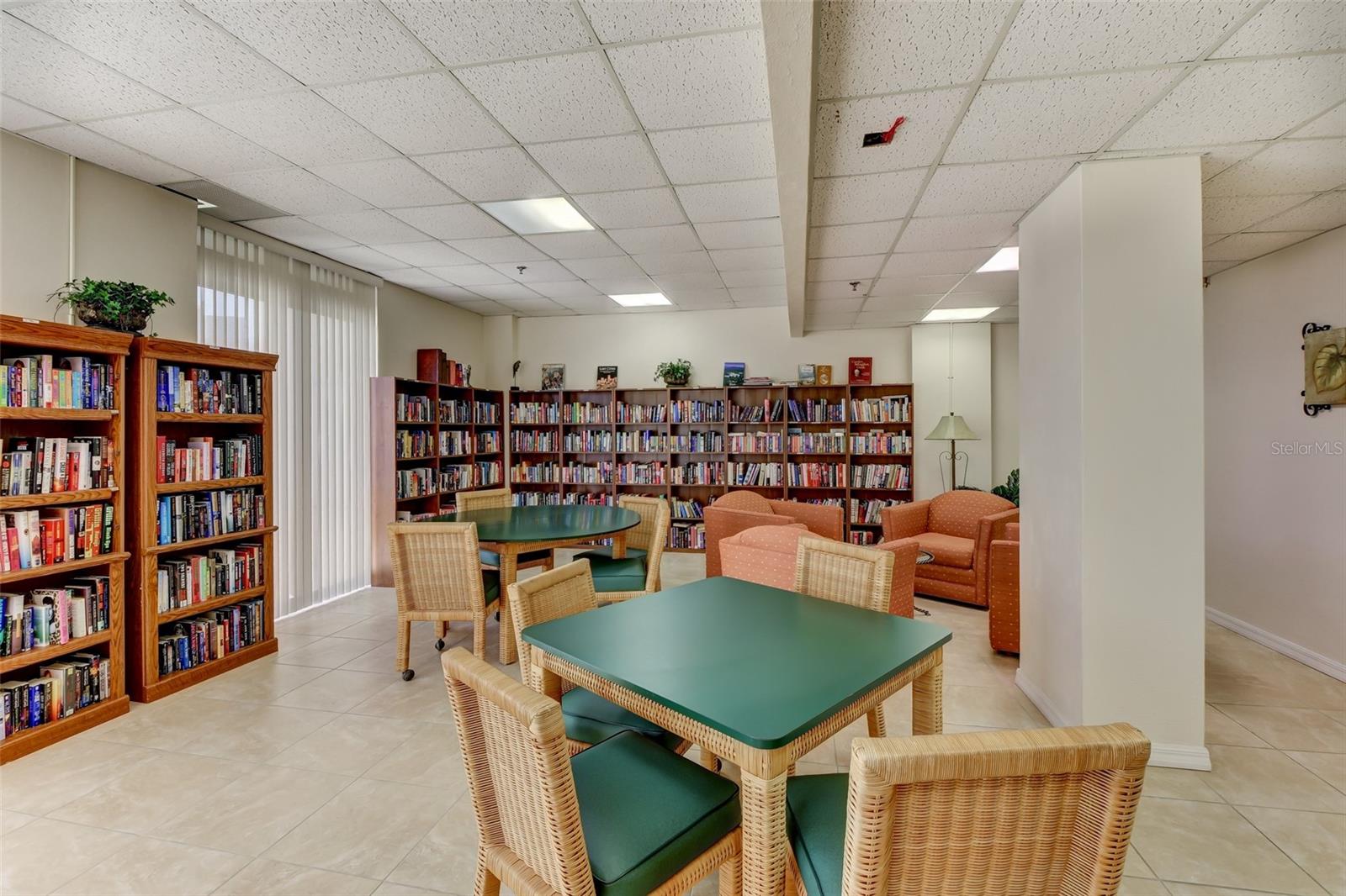 1 OCEANS WEST BLVD #17A2, DAYTONA BEACH SHORES, FL, 32118