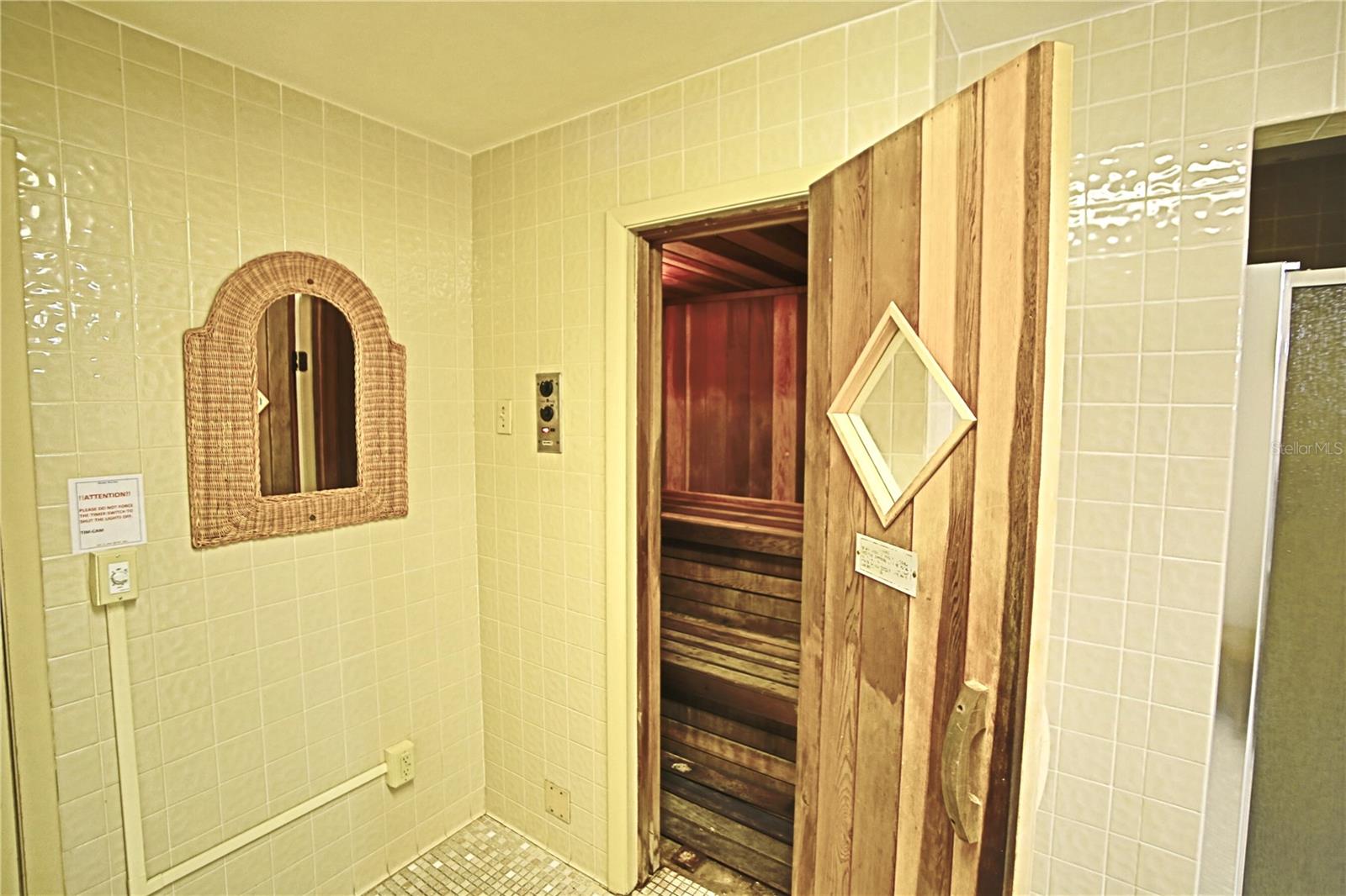 1 OCEANS WEST BLVD #17A2, DAYTONA BEACH SHORES, FL, 32118