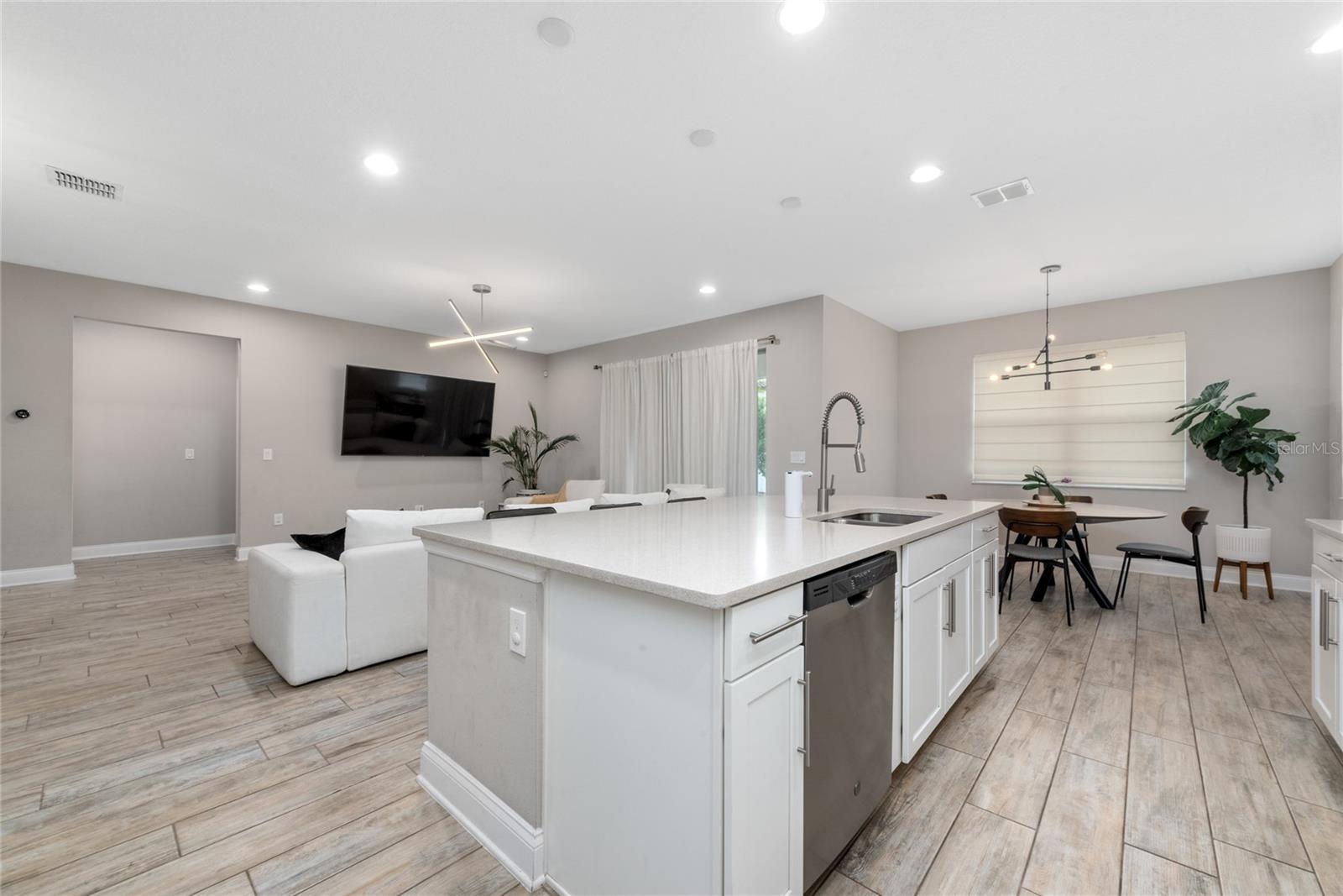 11209 LEMON LAKE BLVD, ORLANDO, FL, 32836