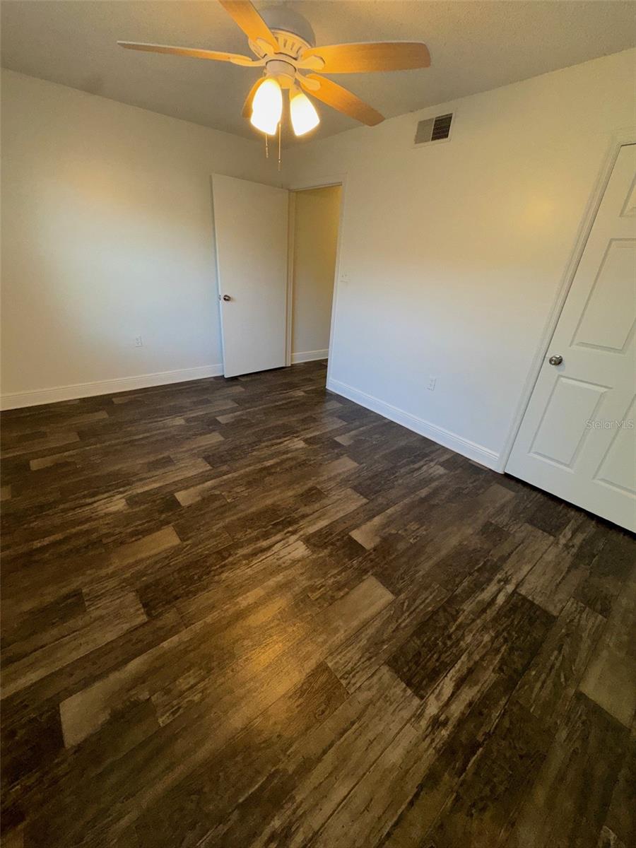 1195-1195 BENTLEY RD #3, LEESBURG, FL, 34748