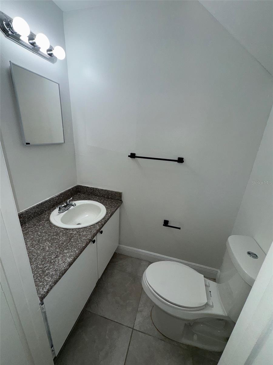 1195-1195 BENTLEY RD #3, LEESBURG, FL, 34748