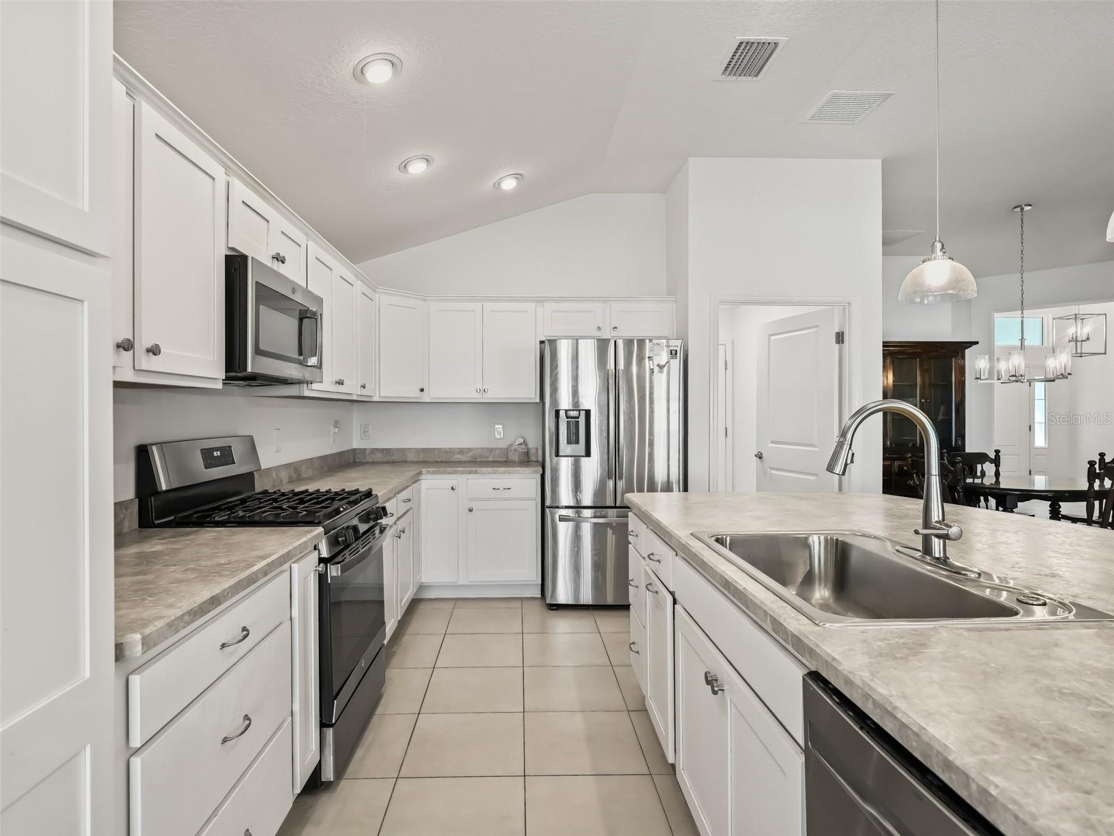 6292 MARNIE TER, THE VILLAGES, FL, 32163