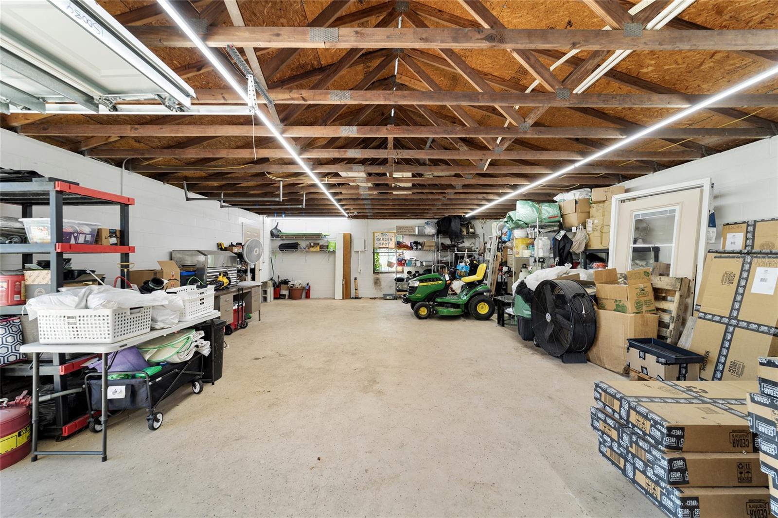 5960 S PINE AVE, OCALA, FL, 34480