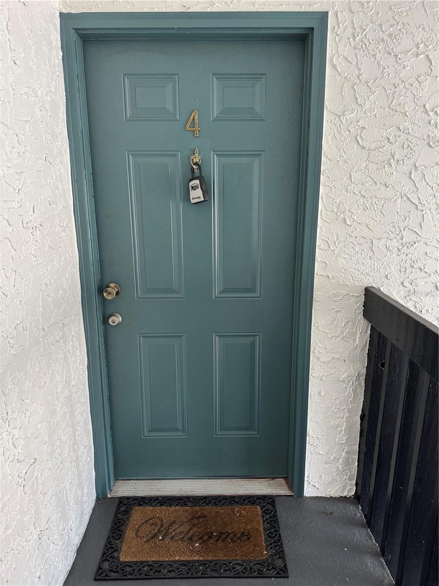4307 S SEMORAN BLVD #4, ORLANDO, FL, 32822
