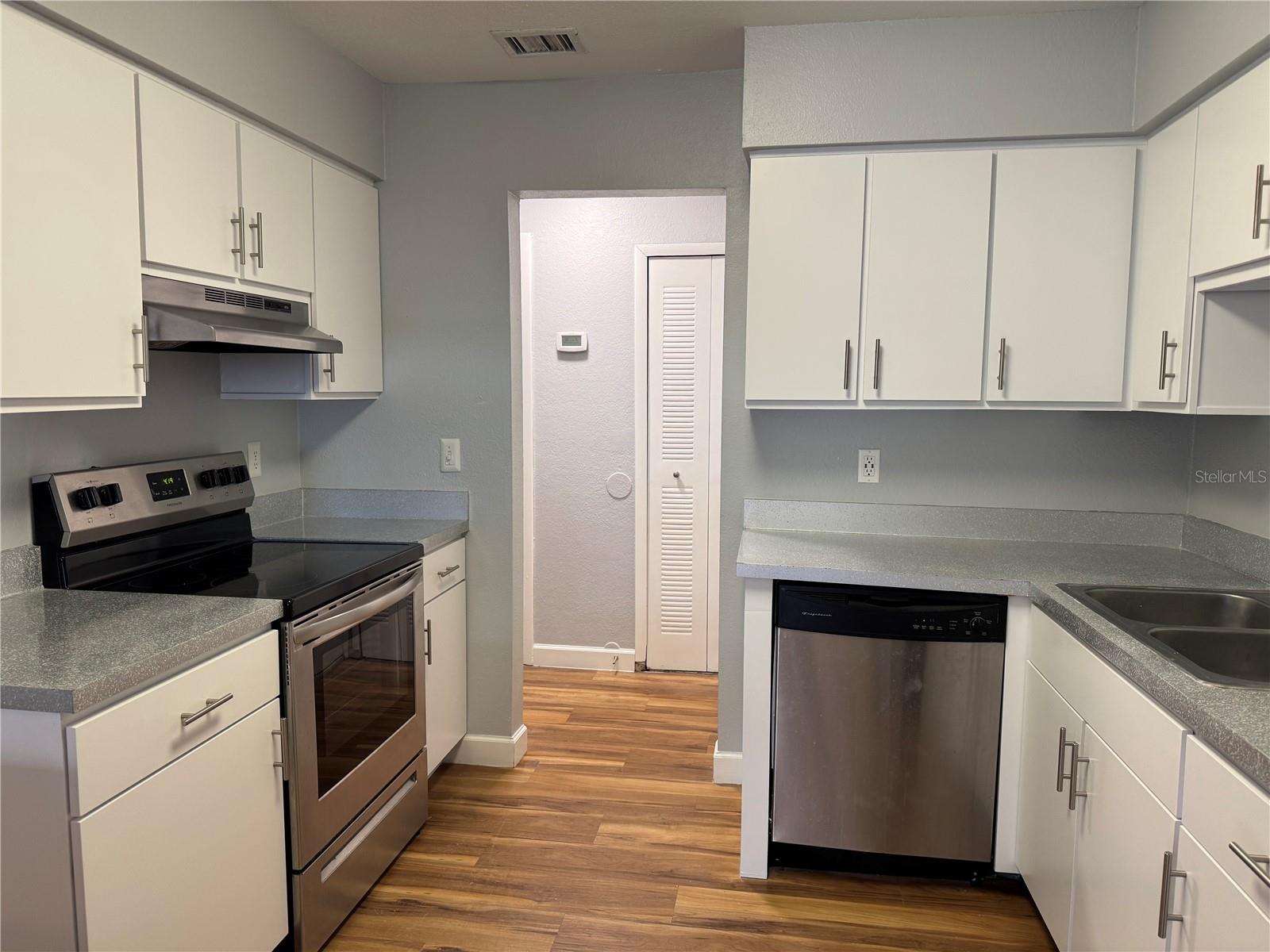 4307 S SEMORAN BLVD #4, ORLANDO, FL, 32822