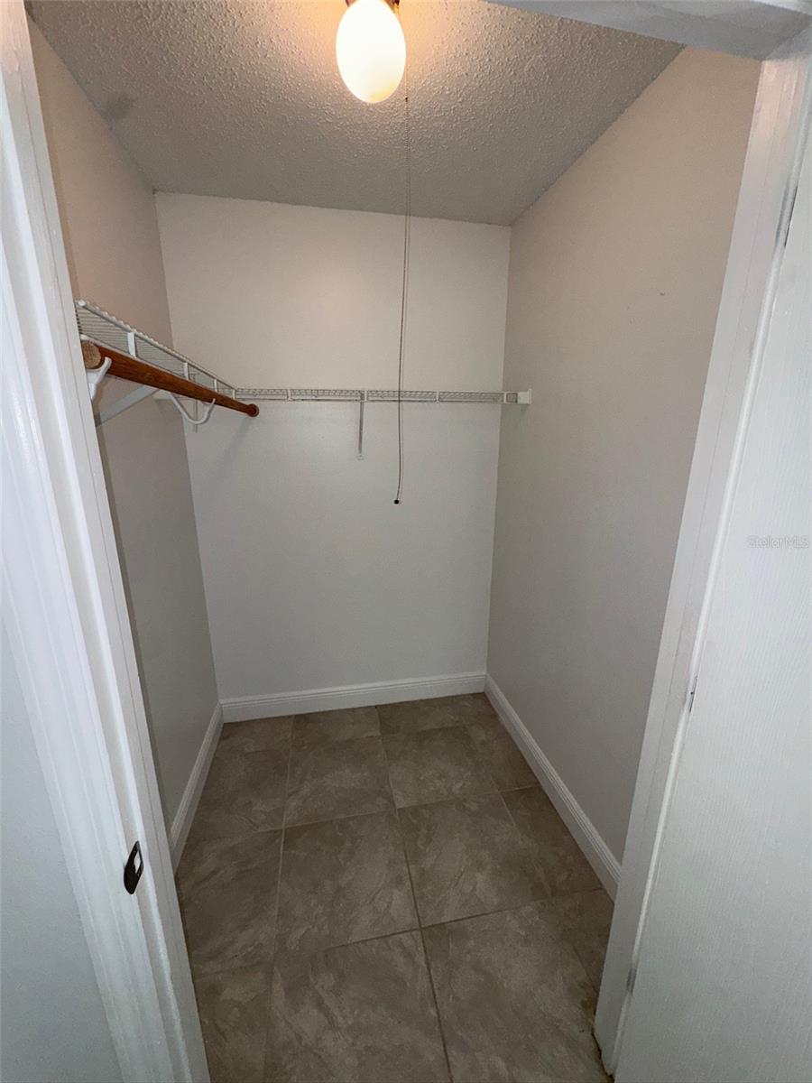 1181-1181 BENTLEY RD #4, LEESBURG, FL, 34748