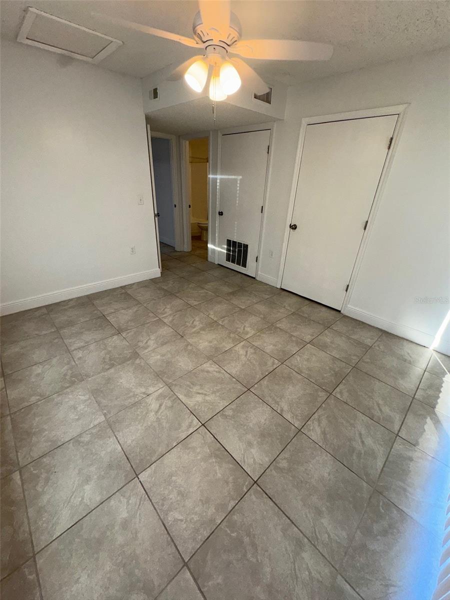 1181-1181 BENTLEY RD #4, LEESBURG, FL, 34748