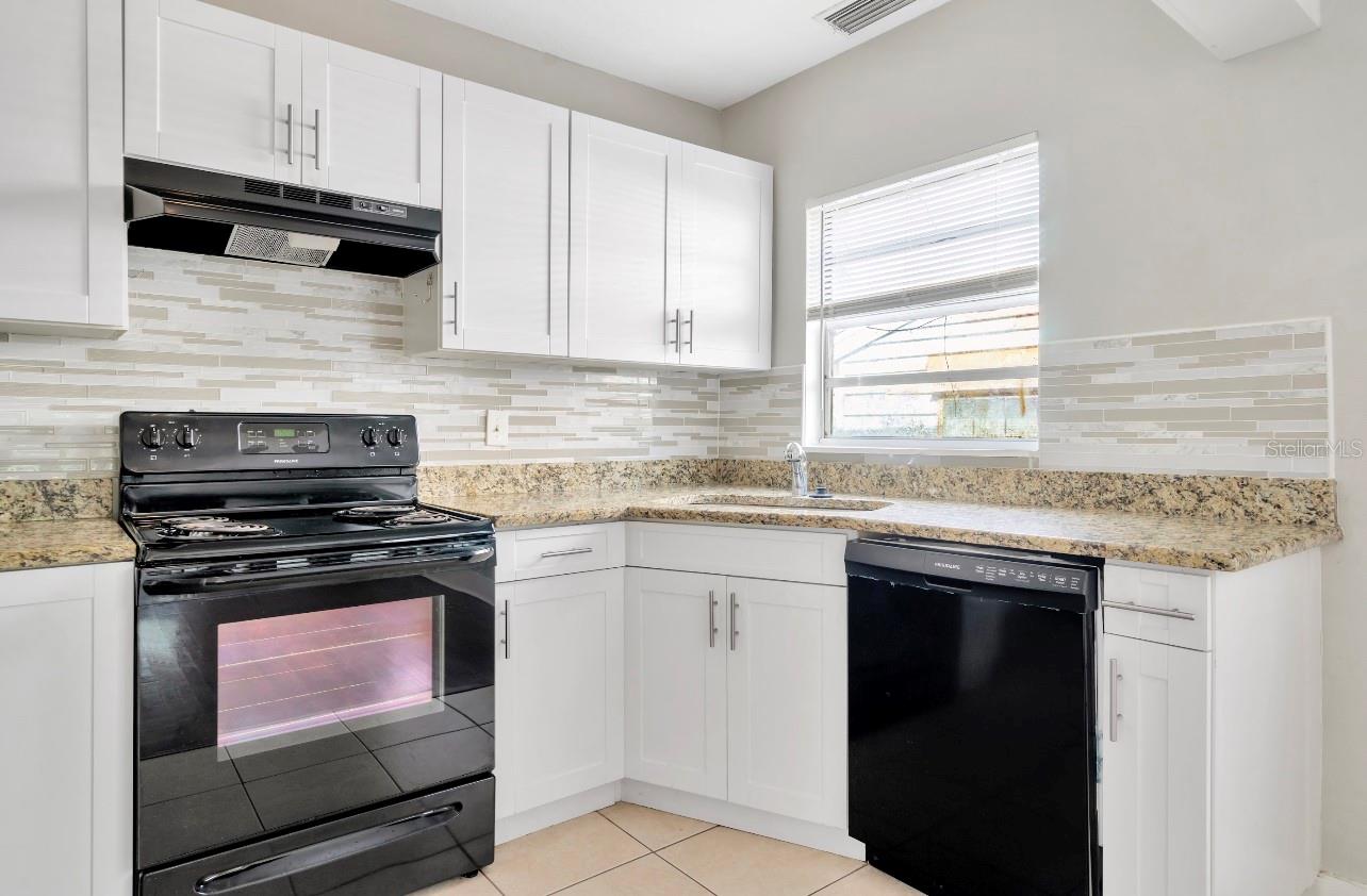 1403 S BAY VILLA PL #4, TAMPA, FL, 33629