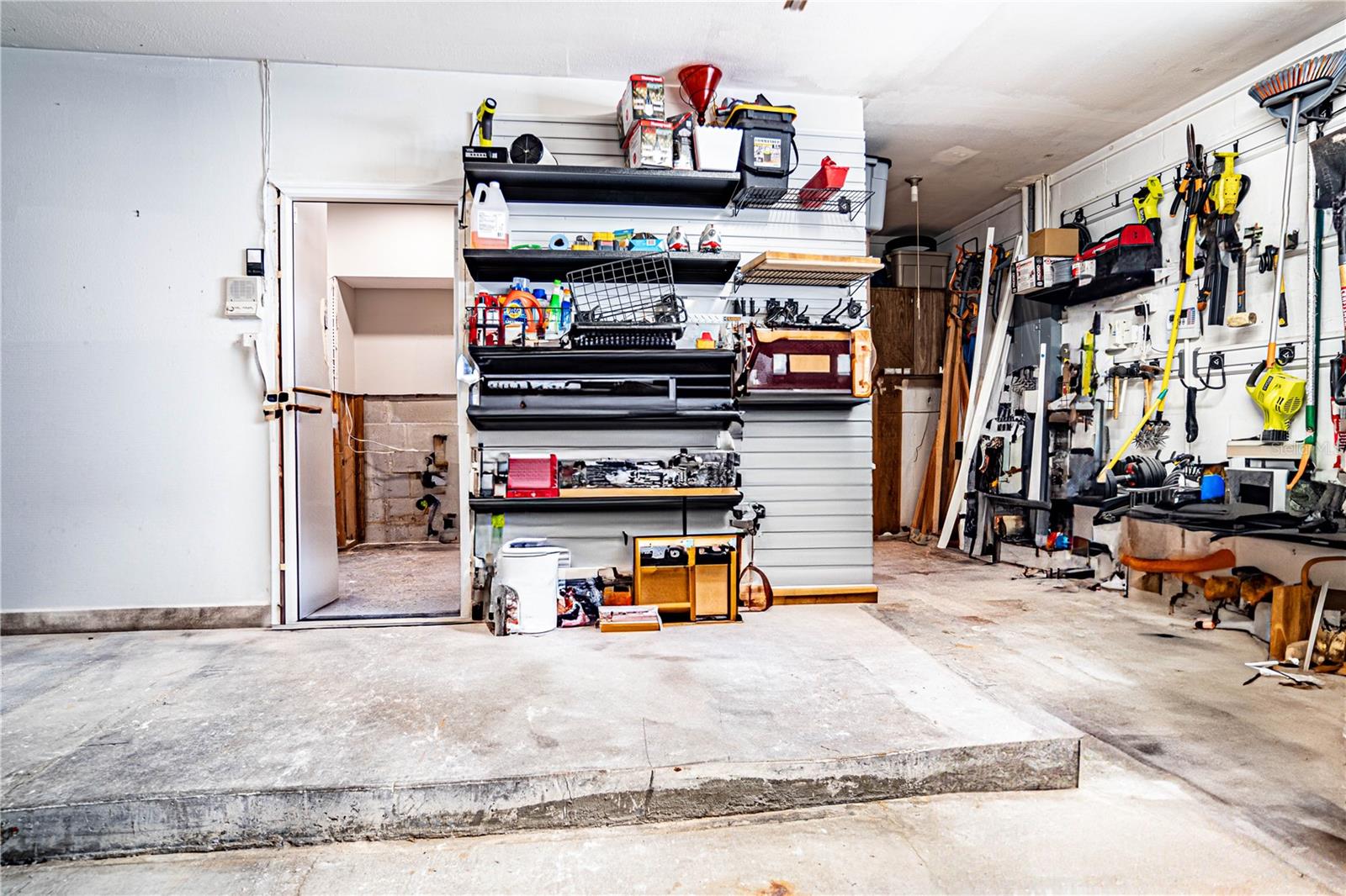 4911 W JUNO ST, TAMPA, FL, 33629