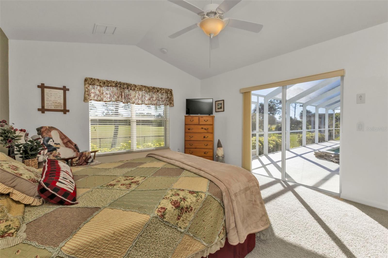 196 TOURNAMENT RD, ROTONDA WEST, FL, 33947