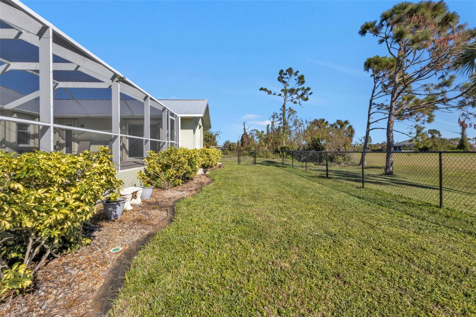 196 TOURNAMENT RD, ROTONDA WEST, FL, 33947