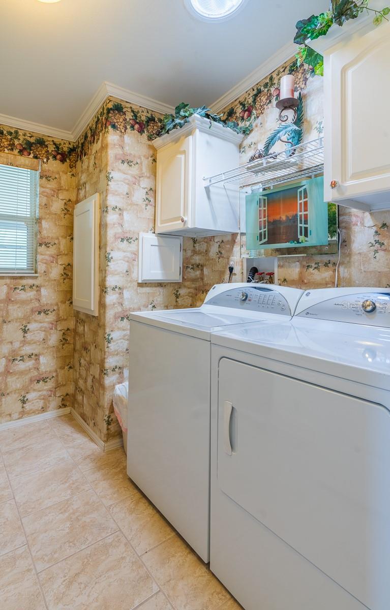 18675 US HIGHWAY 19 N #389, CLEARWATER, FL, 33764