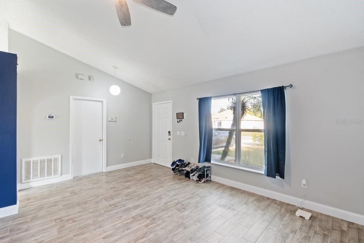 557 DOVE CT, KISSIMMEE, FL, 34759