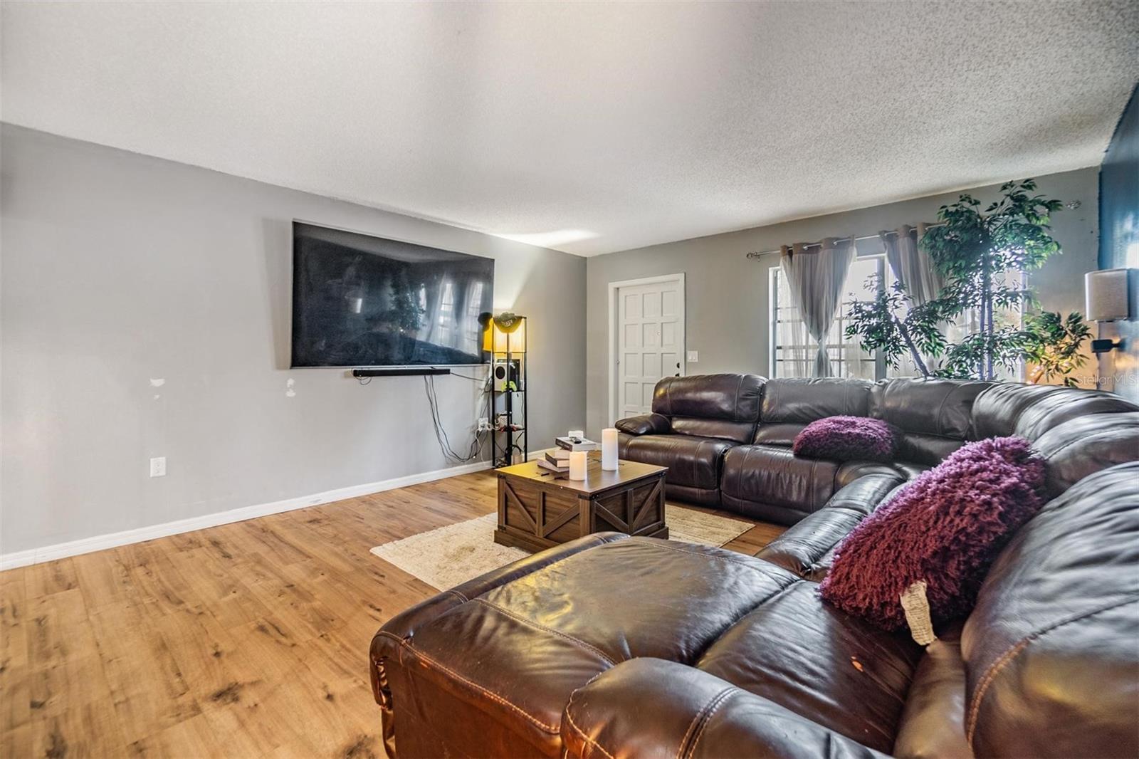 4453 VIEUX CARRE CIR, TAMPA, FL, 33613