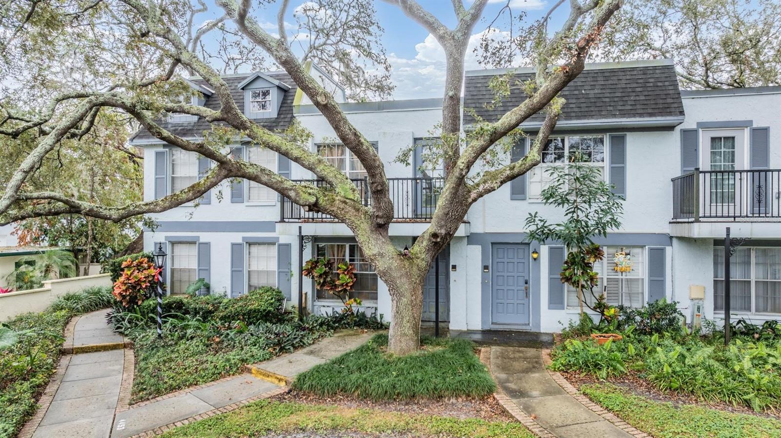 4453 VIEUX CARRE CIR, TAMPA, FL, 33613