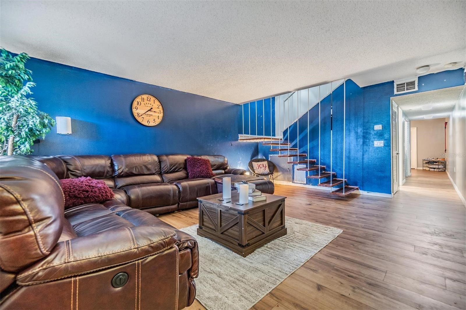4453 VIEUX CARRE CIR, TAMPA, FL, 33613