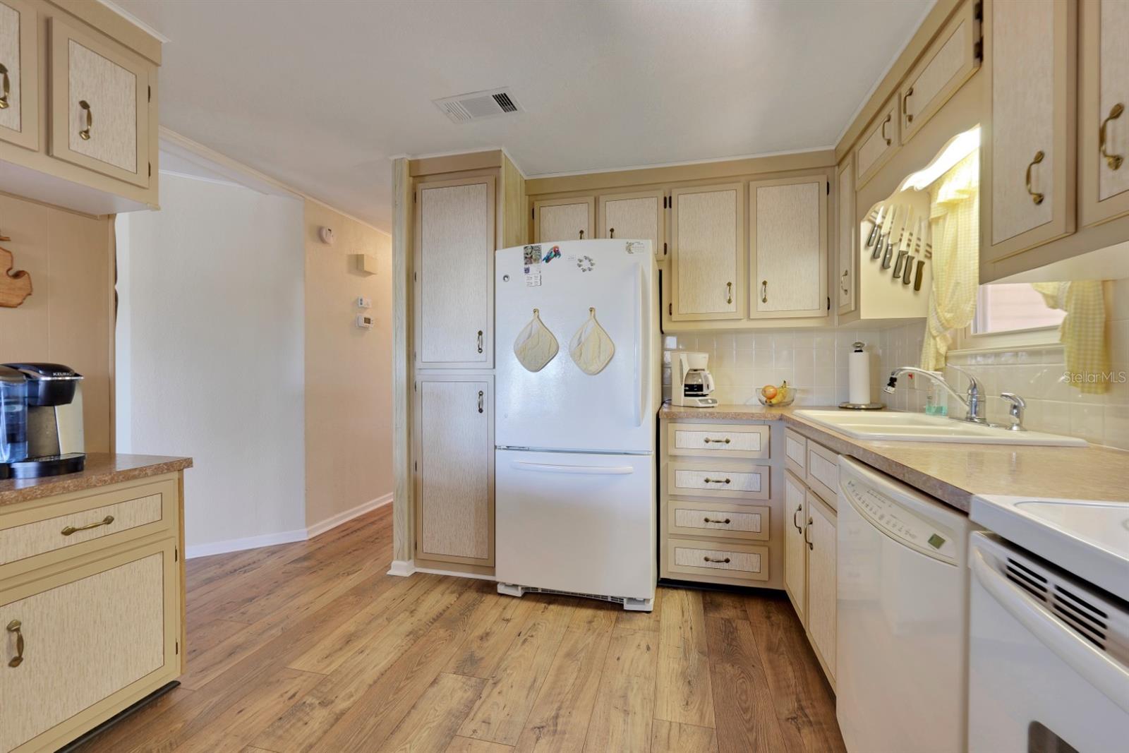 2100 KINGS HWY #1018, PORT CHARLOTTE, FL, 33980