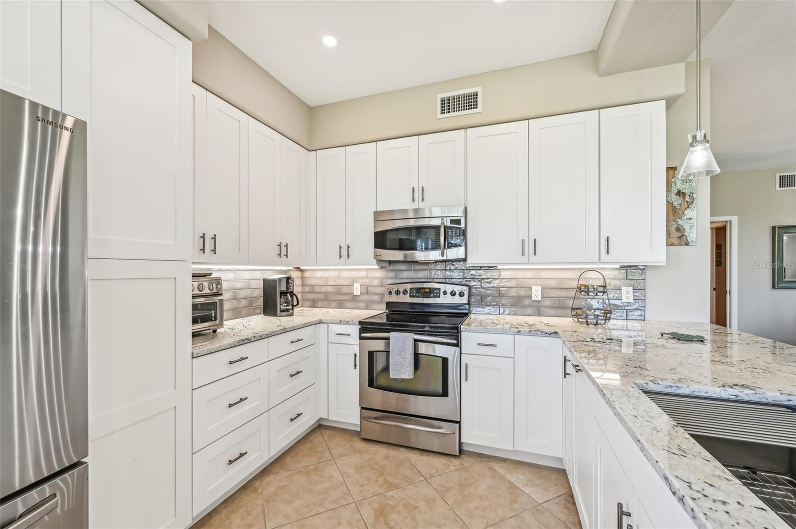 8402 GRAND ESTUARY TRL #104, BRADENTON, FL, 34212