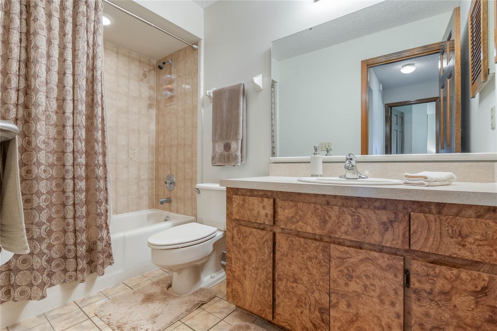 315 HUNTINGTON DR, DELAND, FL, 32724