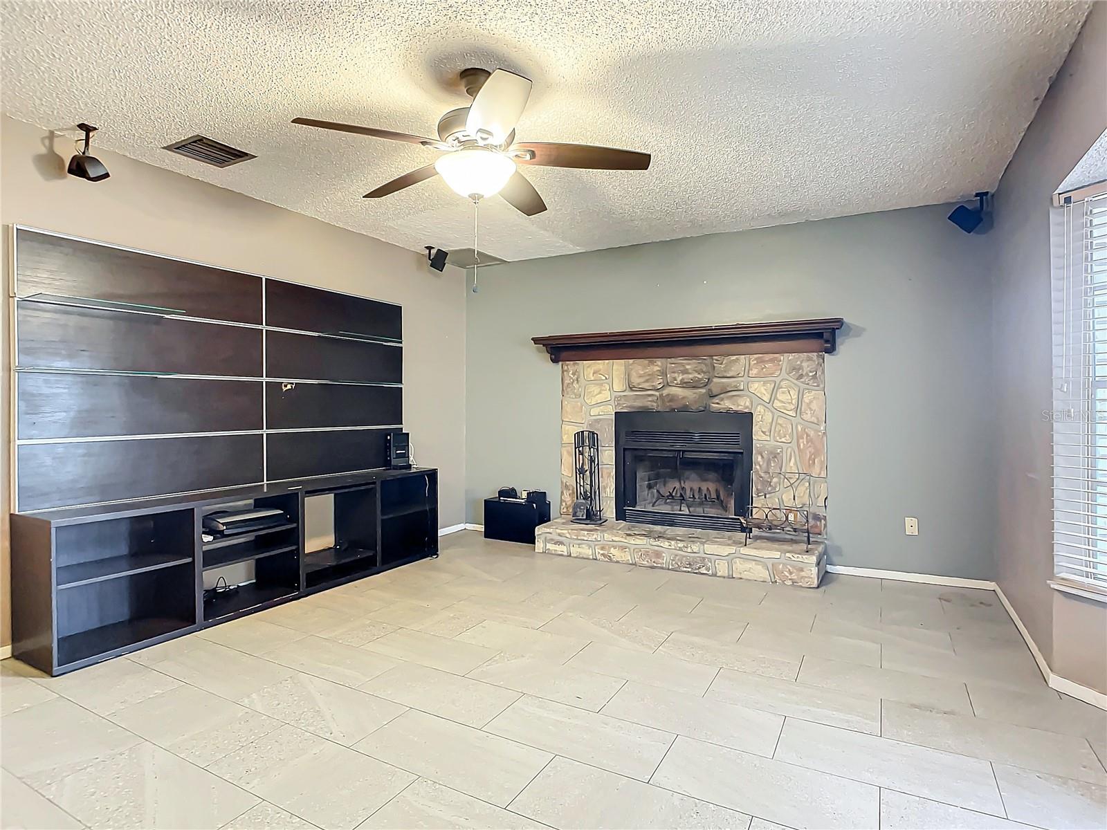 1411 W ORION CIR, DELTONA, FL, 32738