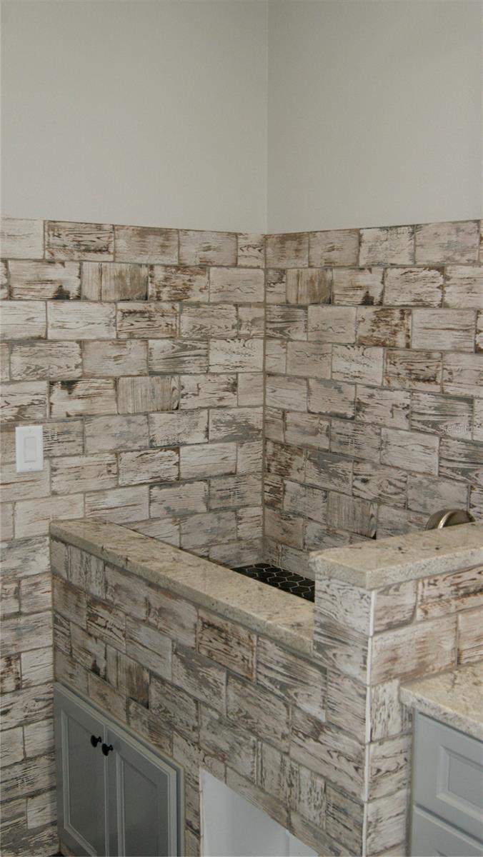 223 FORT FLORIDA RD, DEBARY, FL, 32713