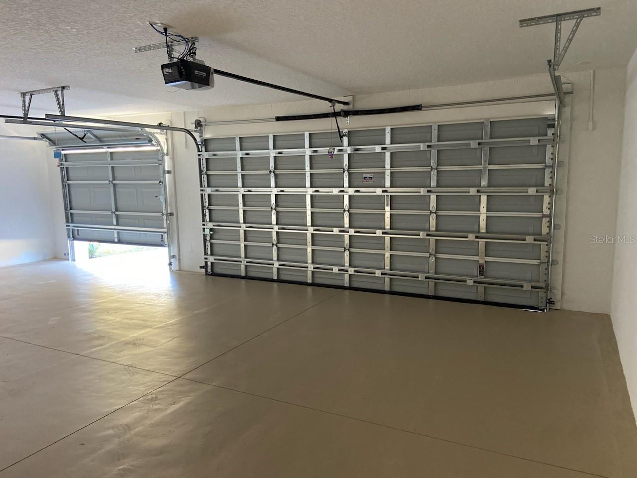 2492 W PINE RIDGE BLVD, BEVERLY HILLS, FL, 34465