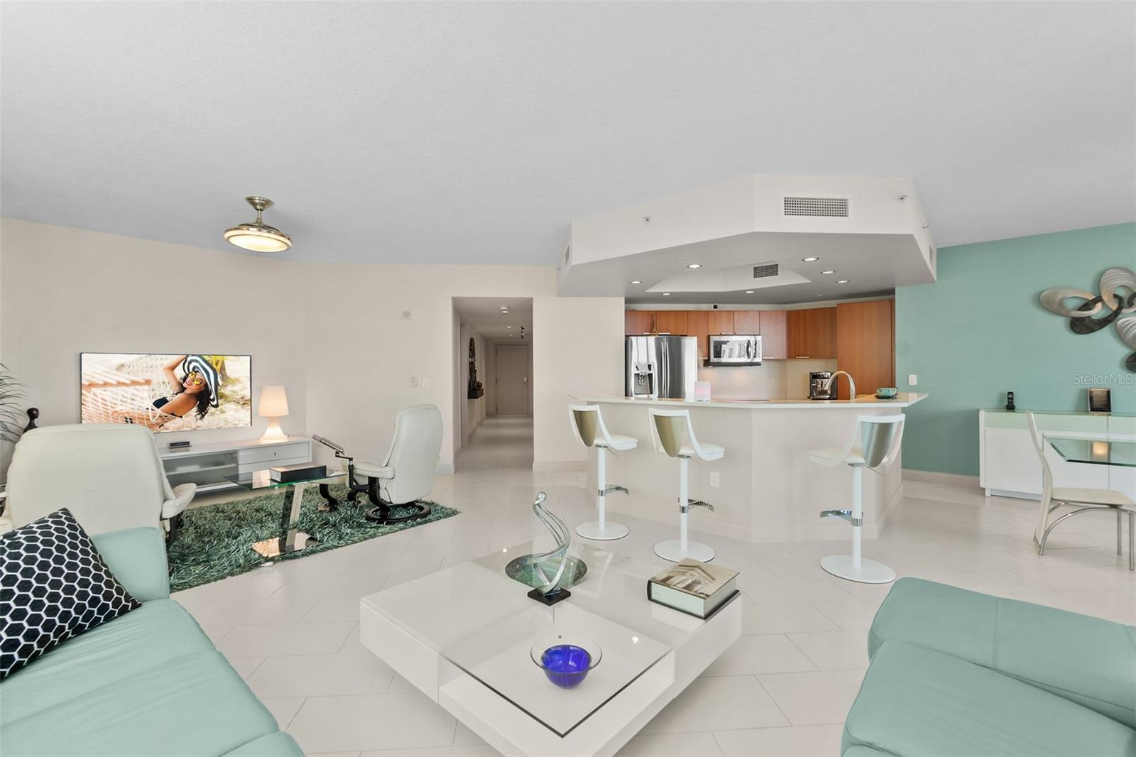 231 RIVERSIDE DR #701, HOLLY HILL, FL, 32117