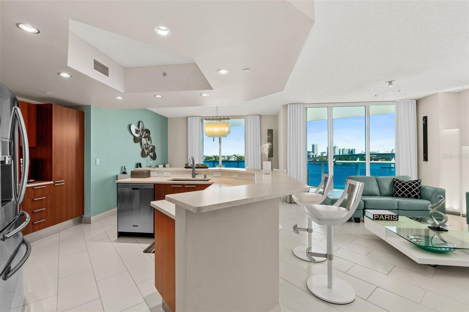 231 RIVERSIDE DR #701, HOLLY HILL, FL, 32117