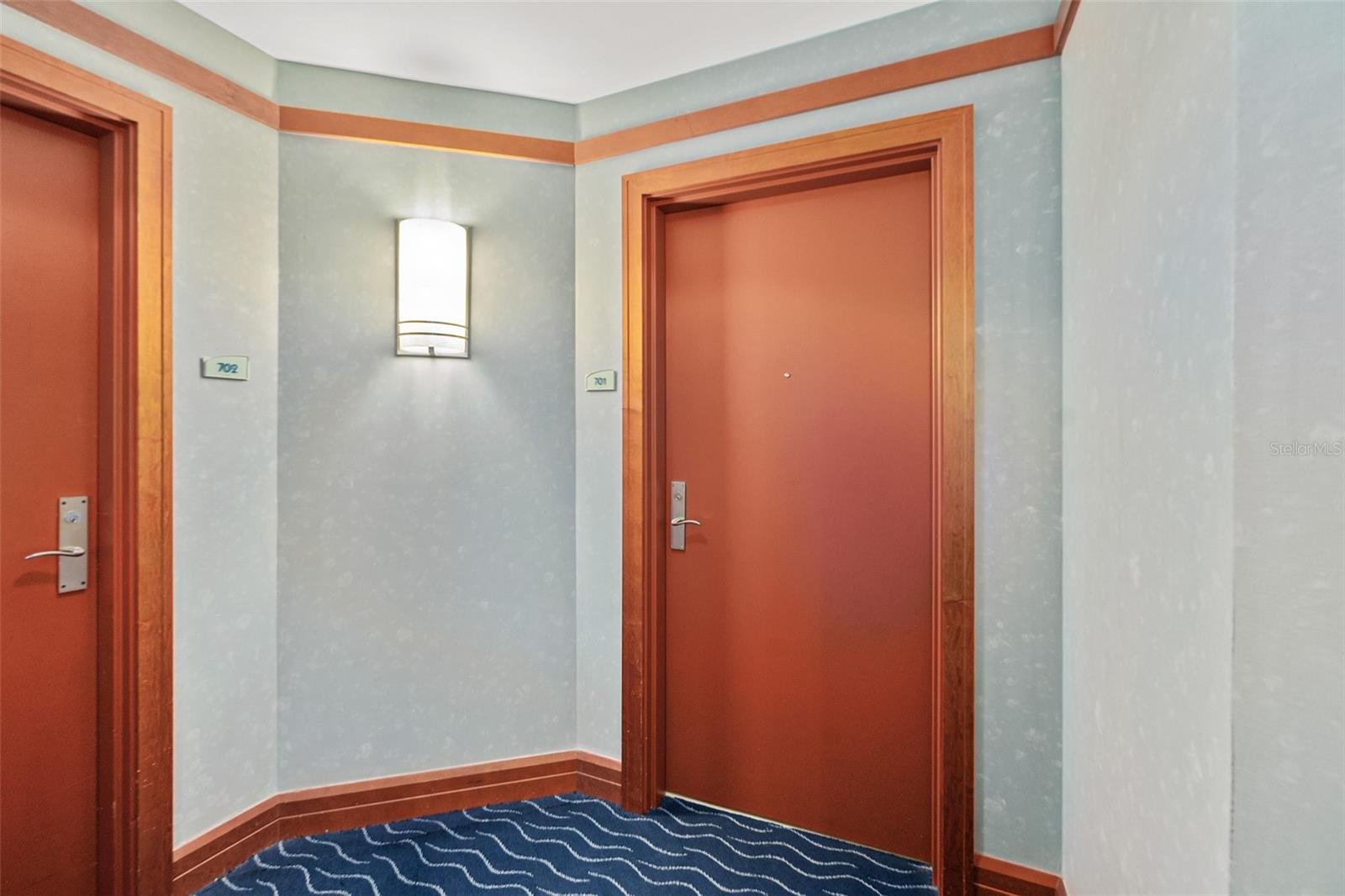 231 RIVERSIDE DR #701, HOLLY HILL, FL, 32117