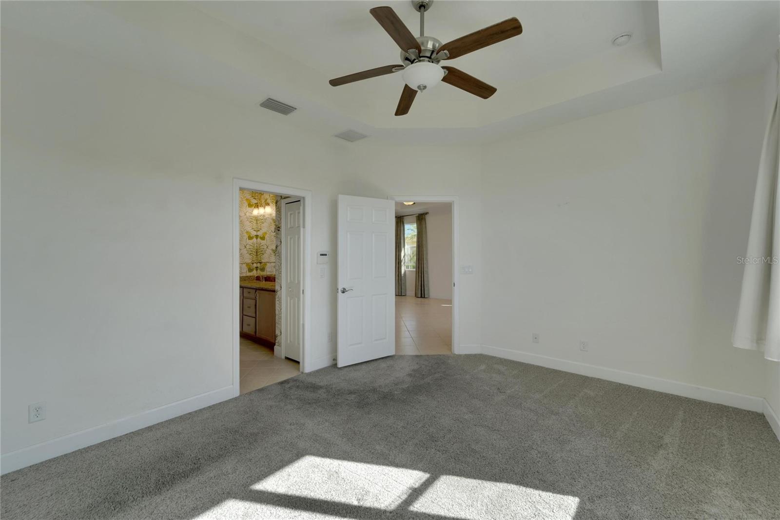 2226 NOTTINGHAM GREENS DR #2226, SUN CITY CENTER, FL, 33573