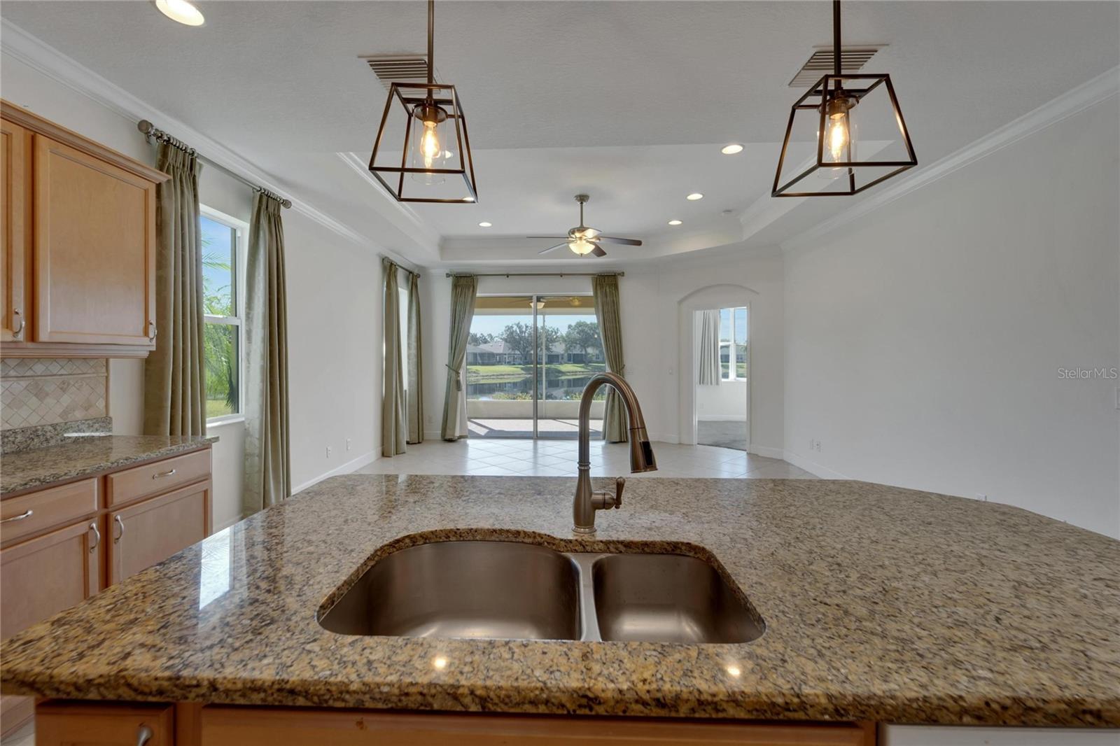2226 NOTTINGHAM GREENS DR #2226, SUN CITY CENTER, FL, 33573