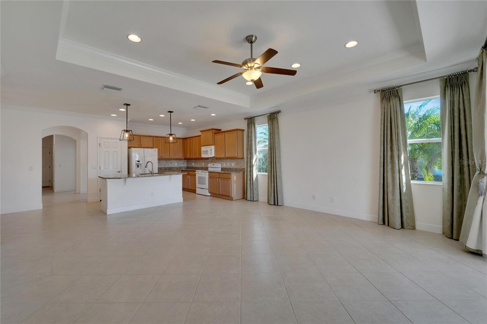 2226 NOTTINGHAM GREENS DR #2226, SUN CITY CENTER, FL, 33573