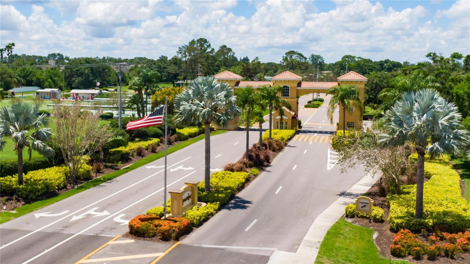 2226 NOTTINGHAM GREENS DR #2226, SUN CITY CENTER, FL, 33573