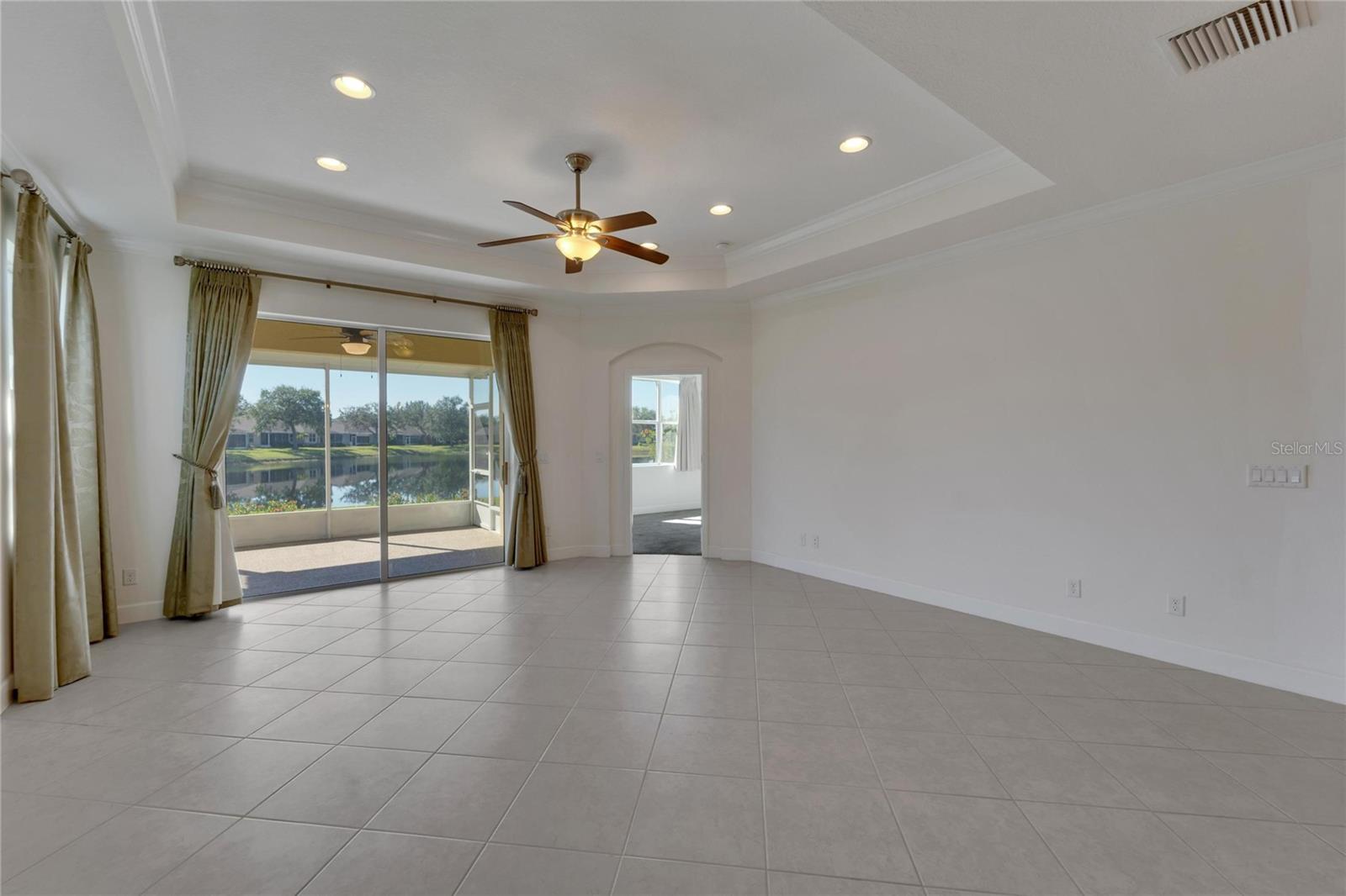 2226 NOTTINGHAM GREENS DR #2226, SUN CITY CENTER, FL, 33573