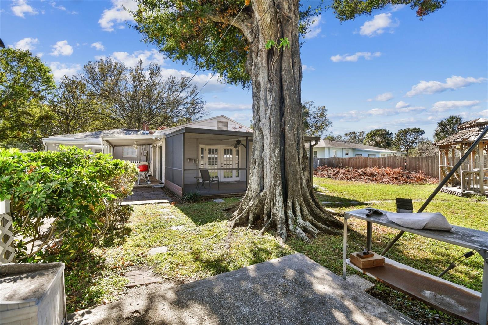 4003 W EUCLID AVE, TAMPA, FL, 33629