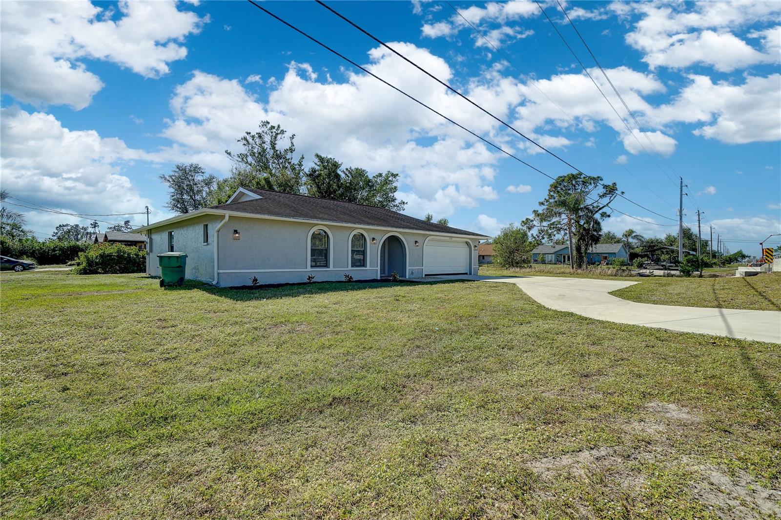 11339 GULFSTREAM BLVD, PORT CHARLOTTE, FL, 33981