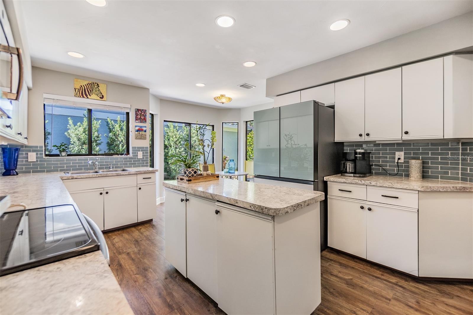 14631 VILLAGE GLEN CIR, TAMPA, FL, 33618
