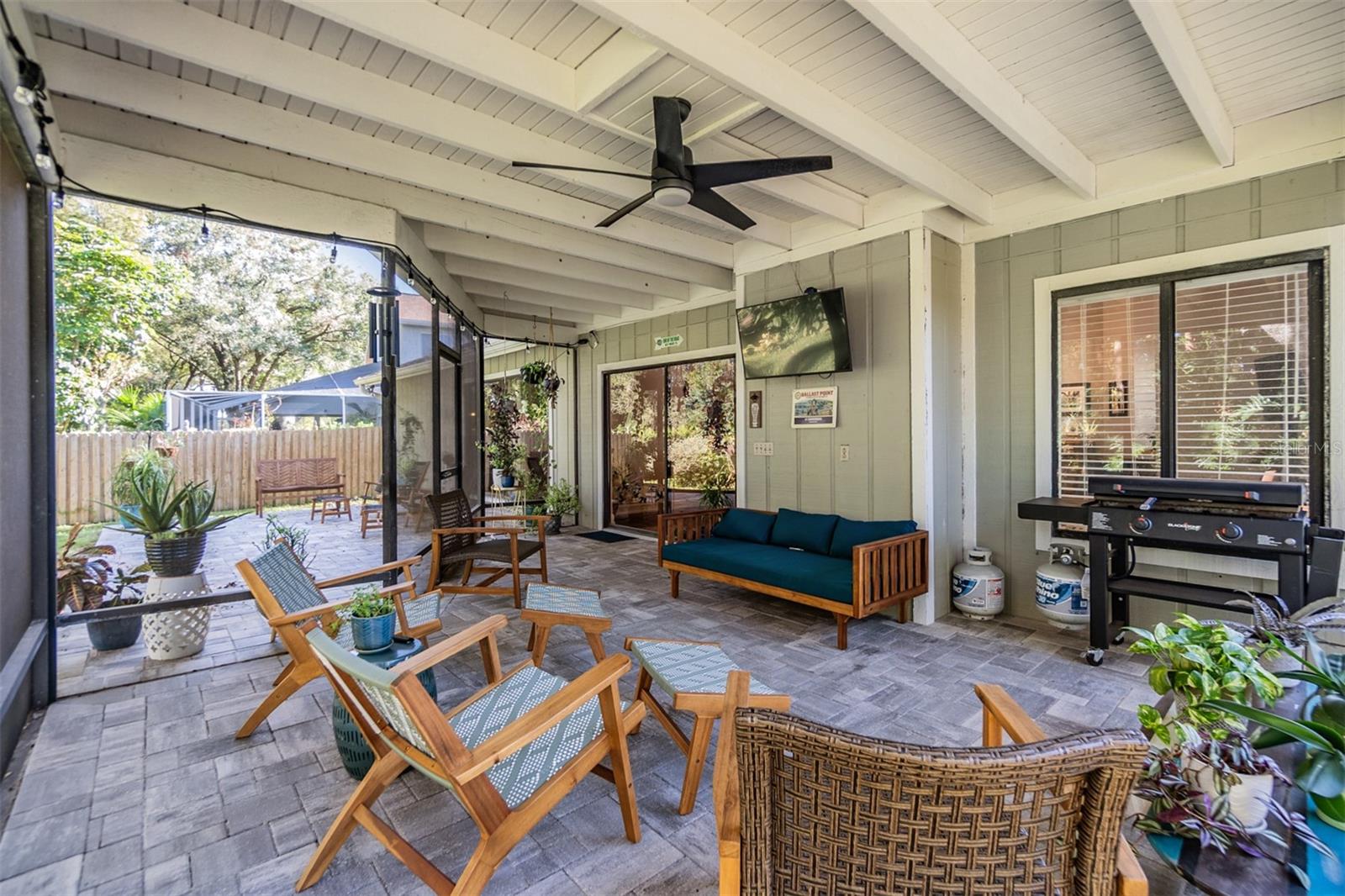14631 VILLAGE GLEN CIR, TAMPA, FL, 33618