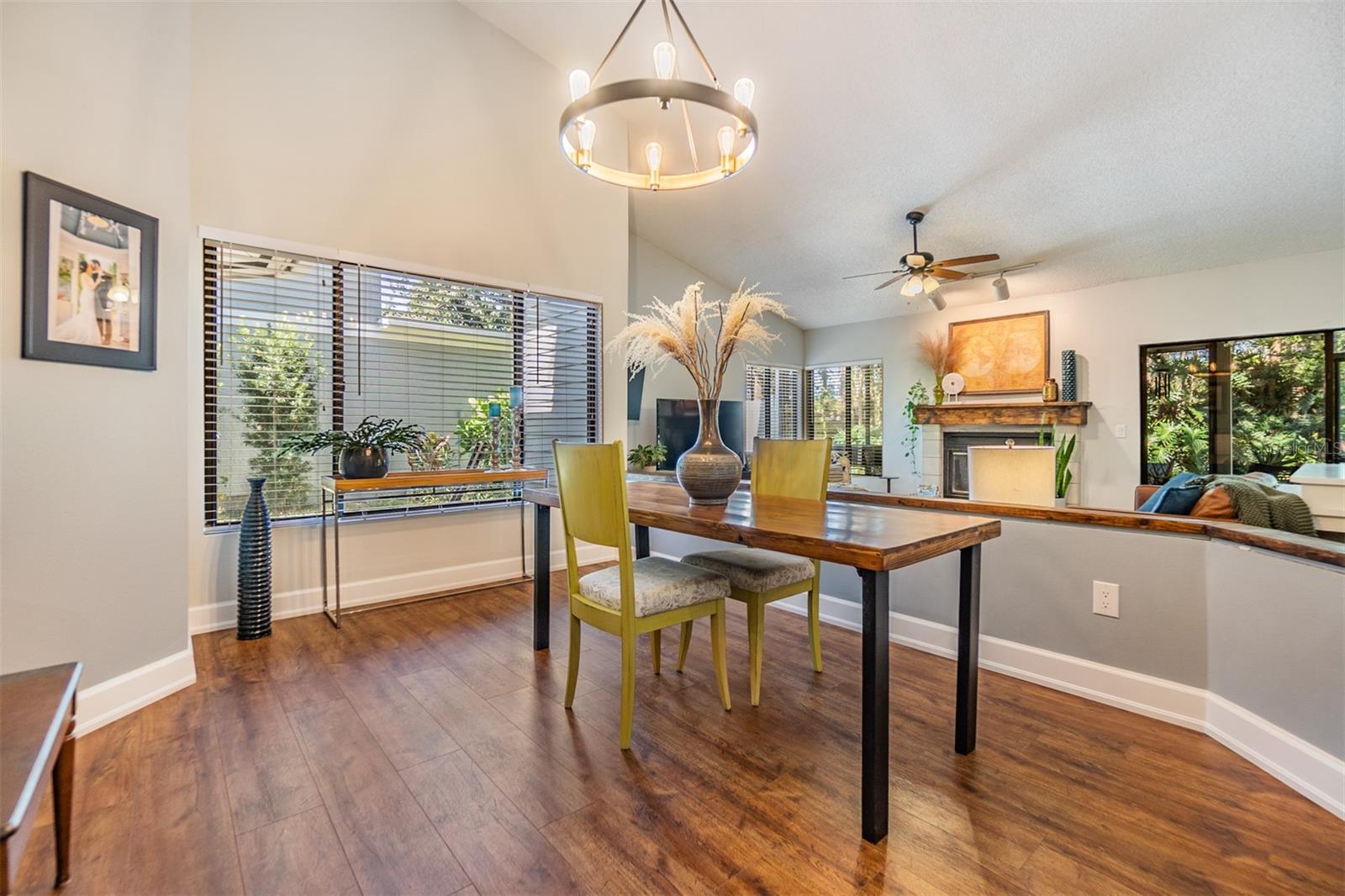 14631 VILLAGE GLEN CIR, TAMPA, FL, 33618