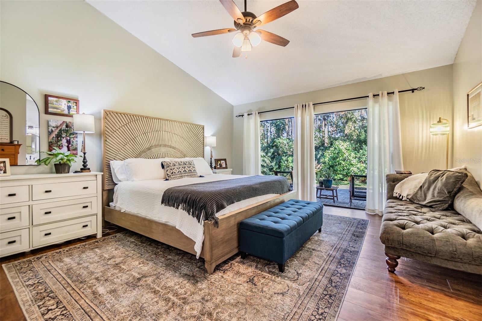 14631 VILLAGE GLEN CIR, TAMPA, FL, 33618