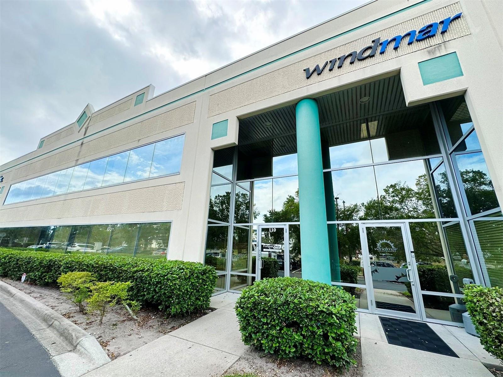 6753 KINGSPOINTE PKWY #110, ORLANDO, FL, 32819