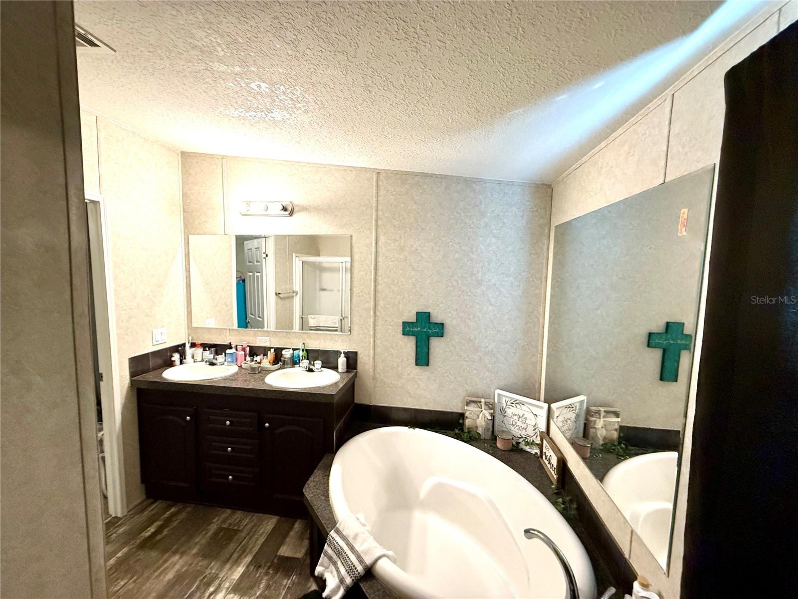 1910 NE 155TH CT, WILLISTON, FL, 32696