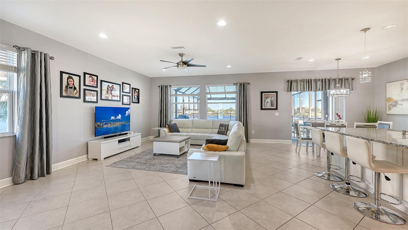 8430 NANDINA DR, SARASOTA, FL, 34240