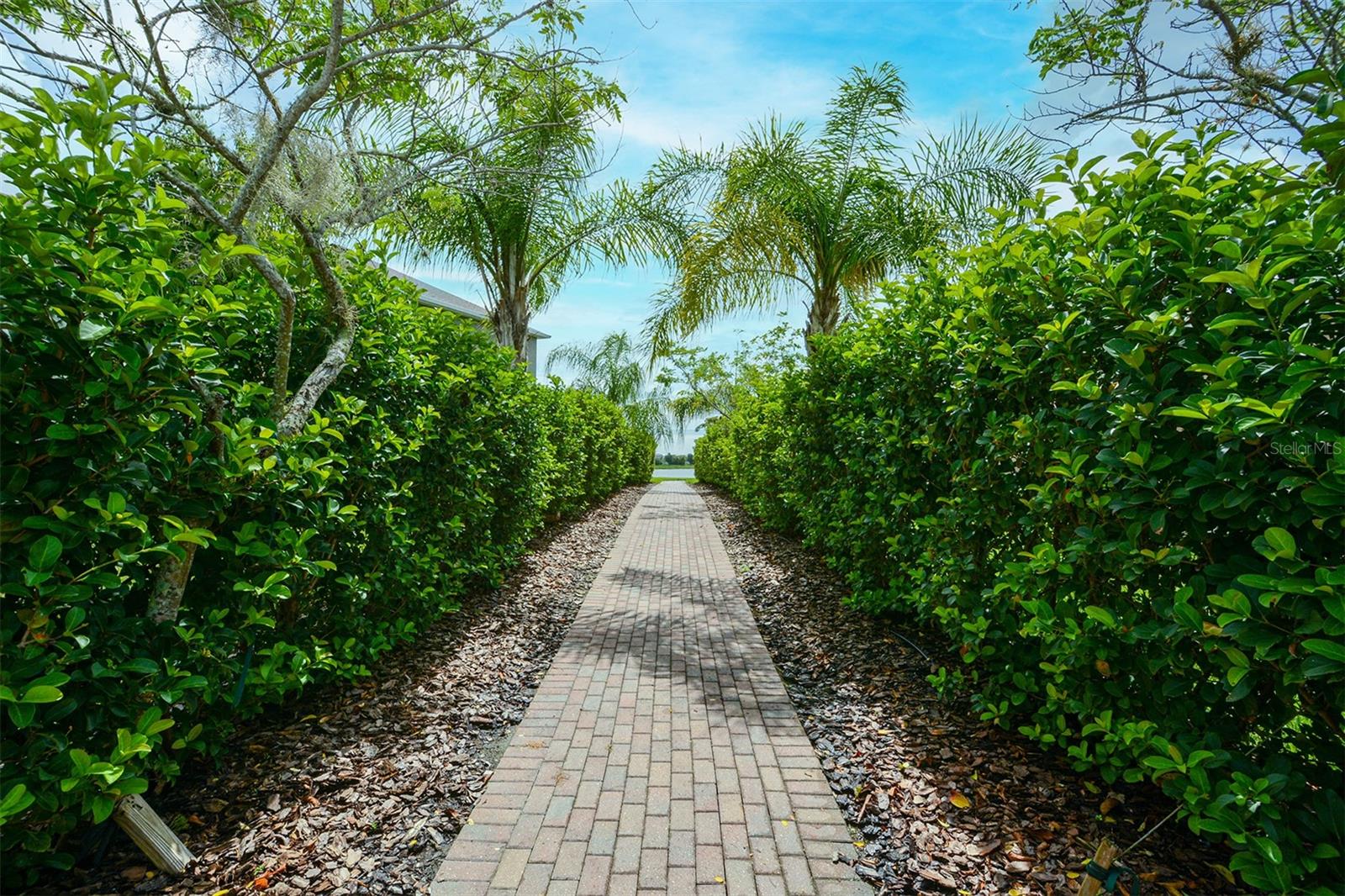 8430 NANDINA DR, SARASOTA, FL, 34240