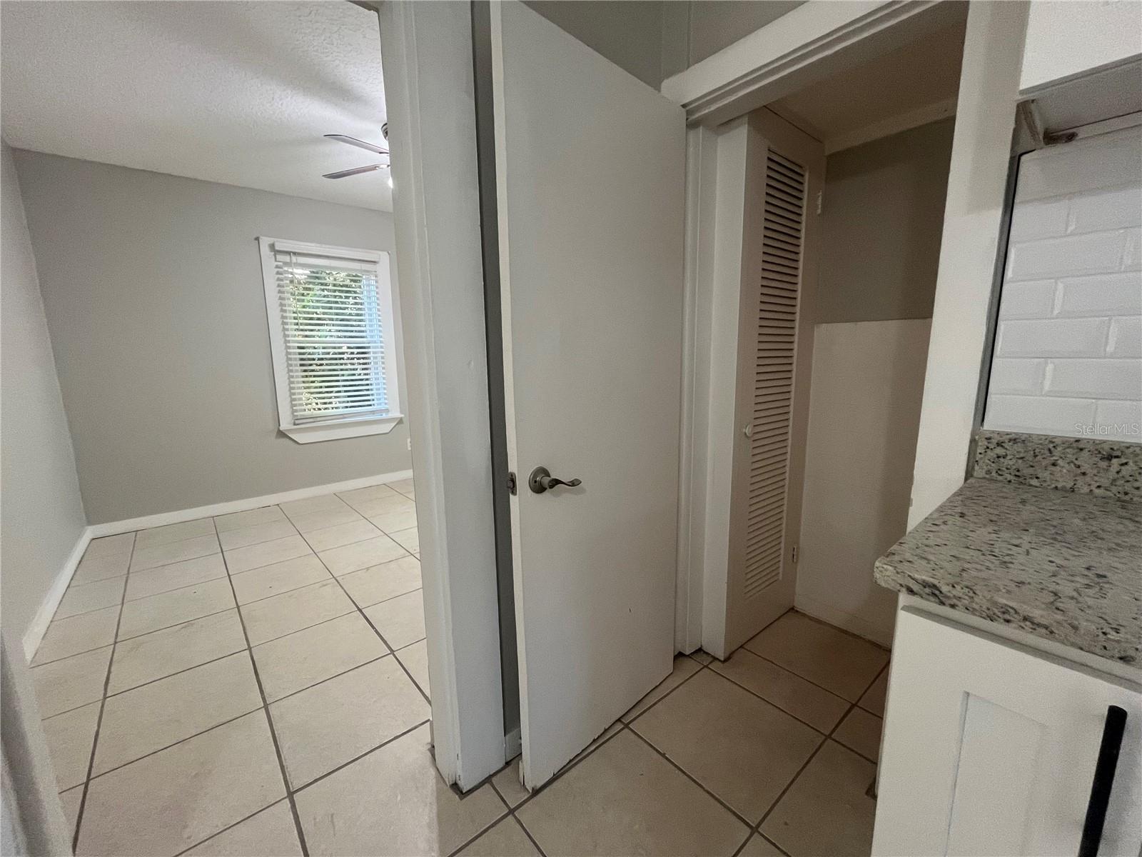 127 1/2 W PALMETTO AVE, DELAND, FL, 32720