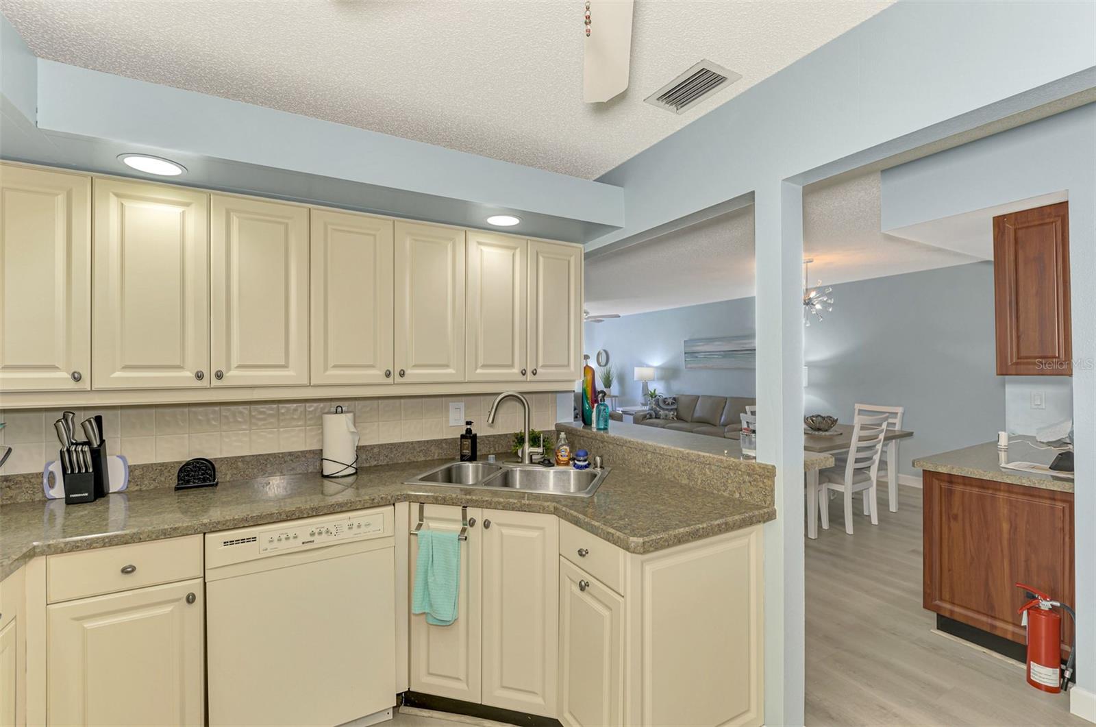 5761 AVISTA DR #5761, SARASOTA, FL, 34243