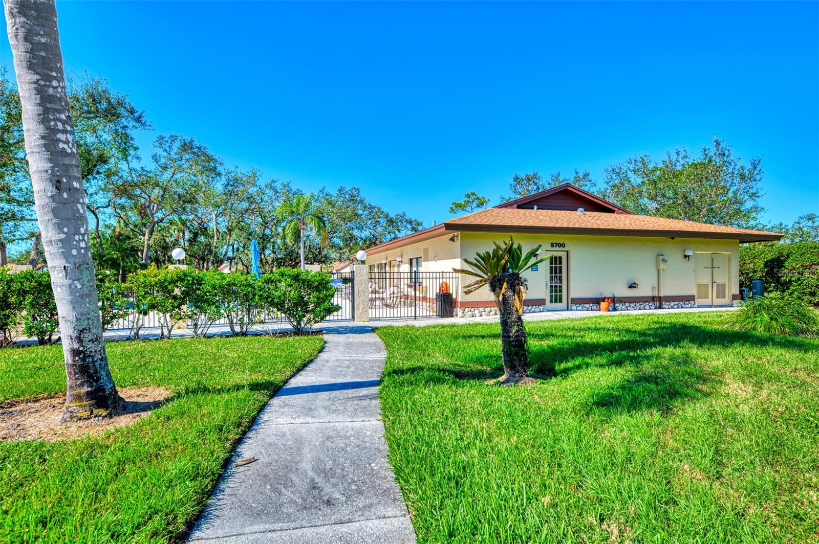 5761 AVISTA DR #5761, SARASOTA, FL, 34243
