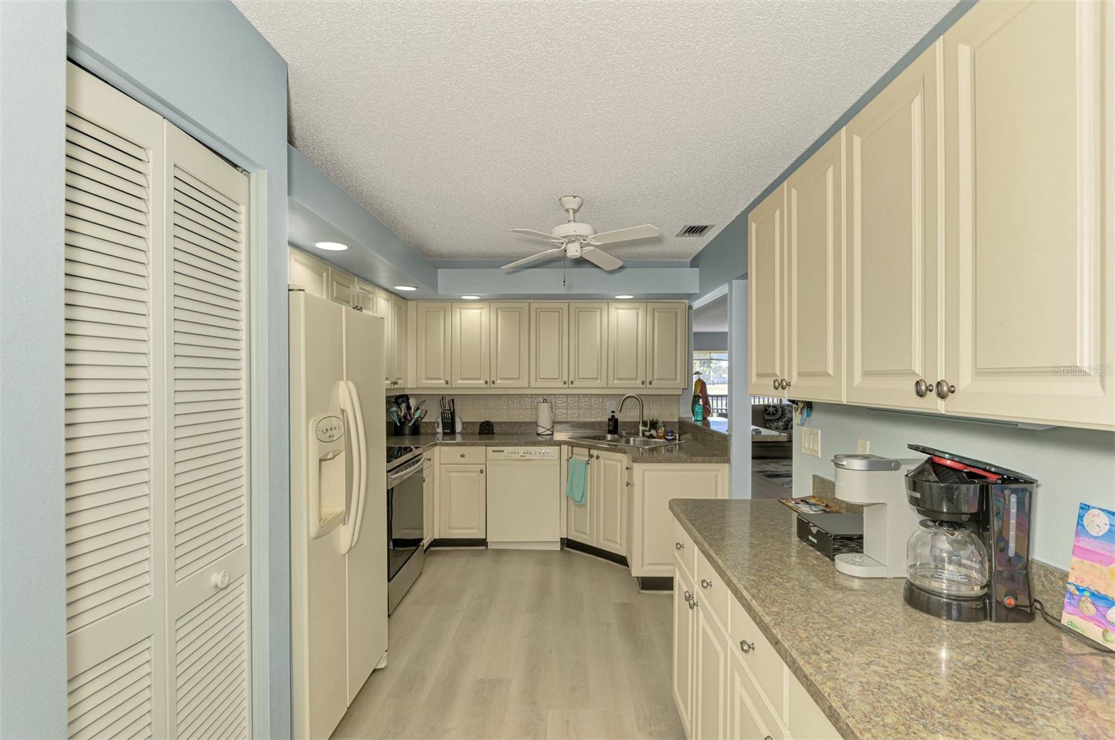 5761 AVISTA DR #5761, SARASOTA, FL, 34243