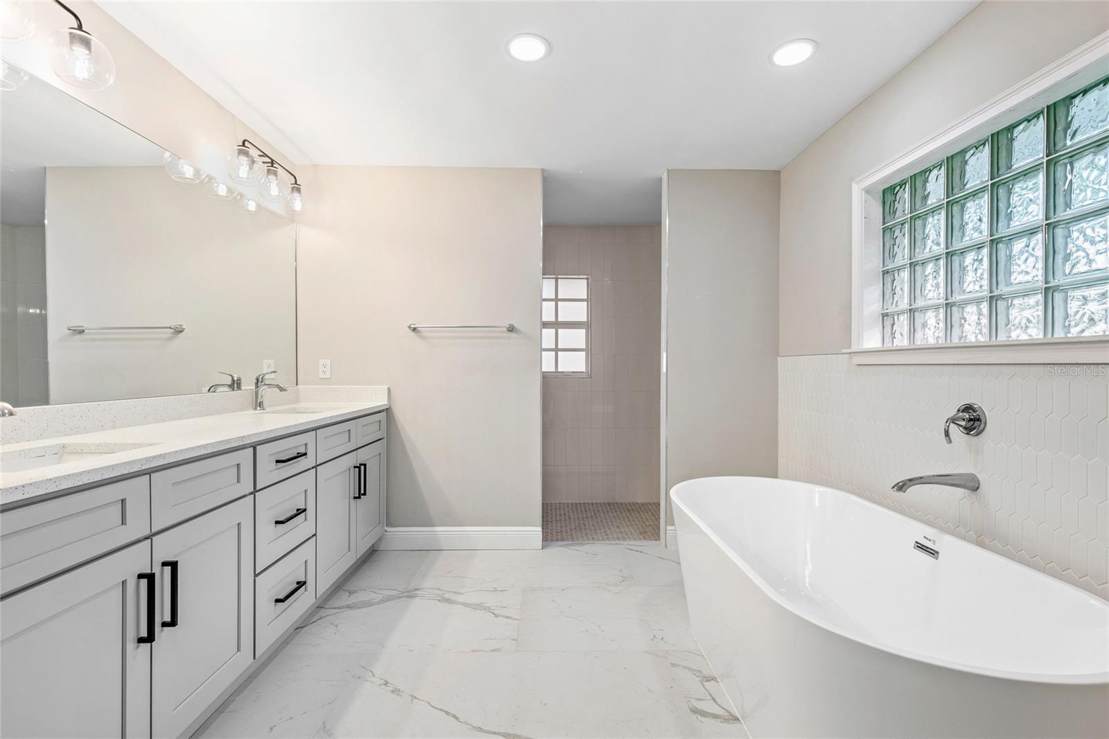 1315 27TH AVE, VERO BEACH, FL, 32960