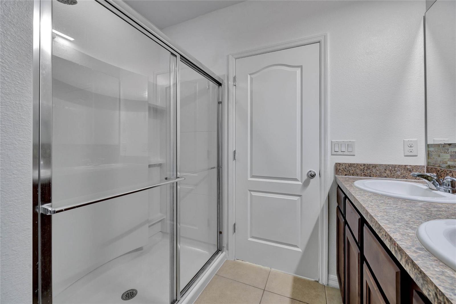 272 ARBOR LAKES DR, DAVENPORT, FL, 33896